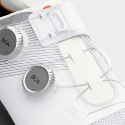 DMT KR0 EVO SUPERLIGHT WHITE/SILVER