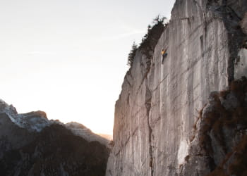 Voici l'une des dalles d’escalade les plus difficiles au monde !