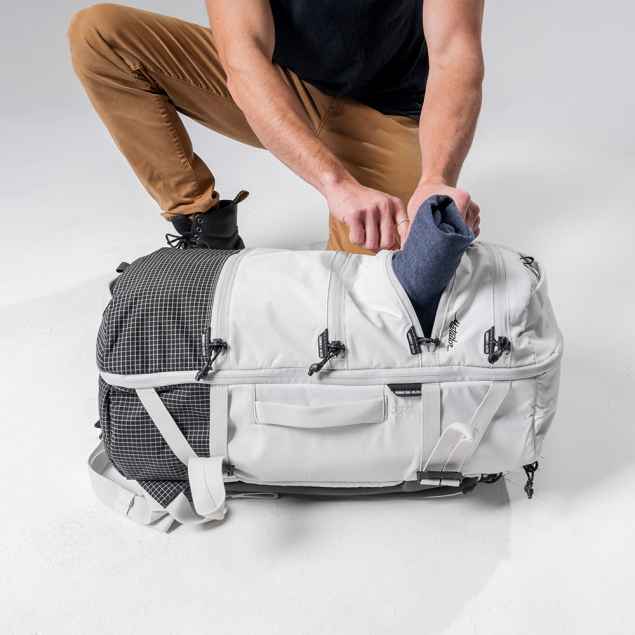 SEG 28L Backpack Arctic White