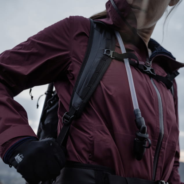 Beast 18L Ultralight Technical Backpack Charcoal