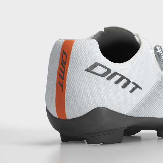 DMT KM0 EVO WHITE/SILVER
