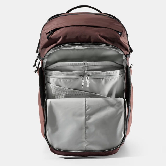 35L Global Travel Pack Garnet