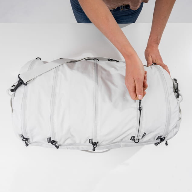 SEG 45L Travel Pack Arctic White