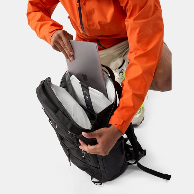 24L Adventure Pack Black