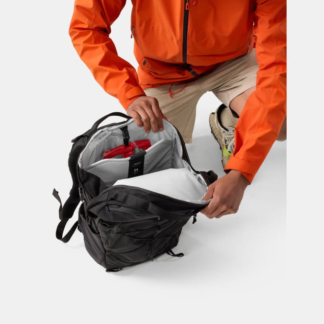 24L Adventure Pack Black