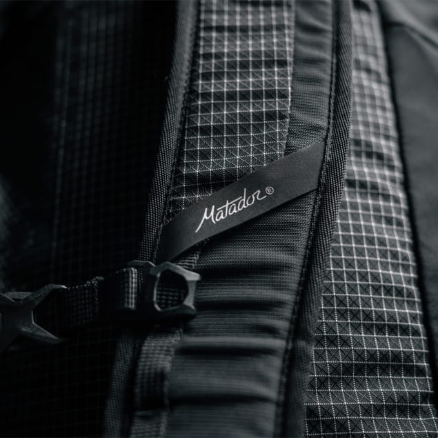 SEG 45L Travel Pack Black