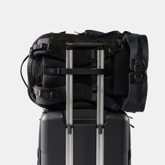 35L Global Travel Pack Black