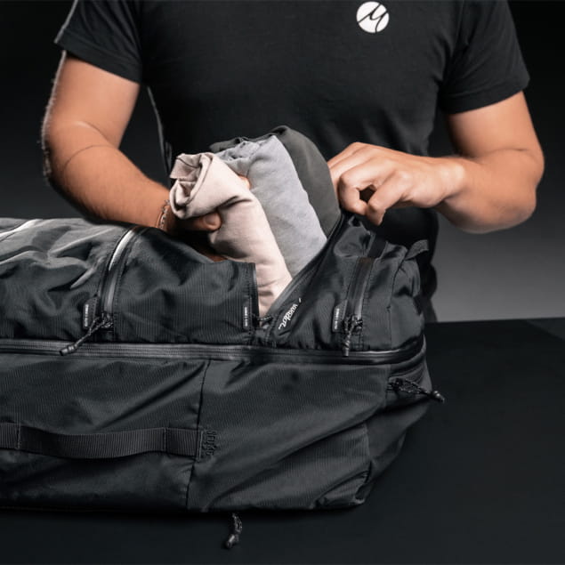 SEG 45L Travel Pack Black