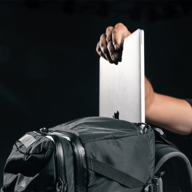 GlobeRider 45L Travel Backpack Black