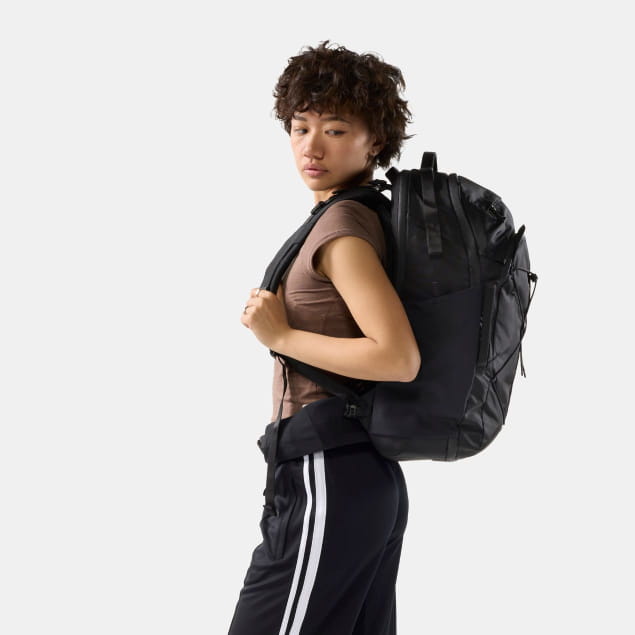35L Global Travel Pack Black
