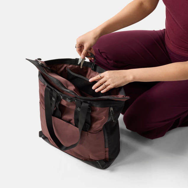 24L Tote Pack Garnet