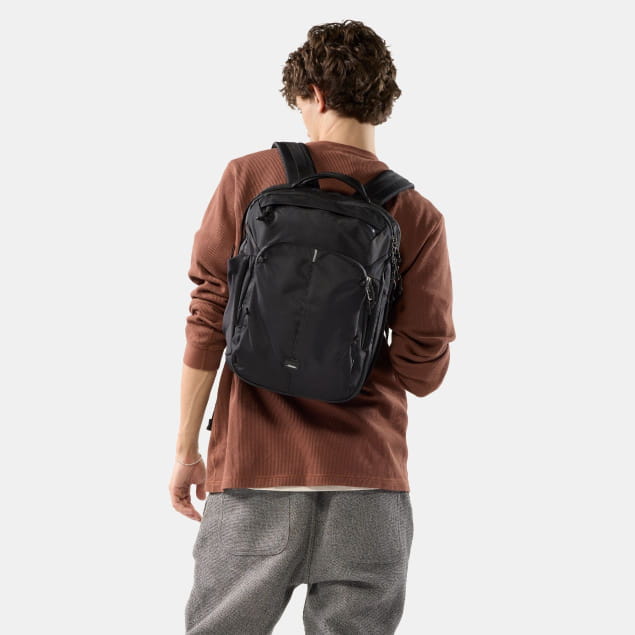 18L Personal Item Travel Pack Black