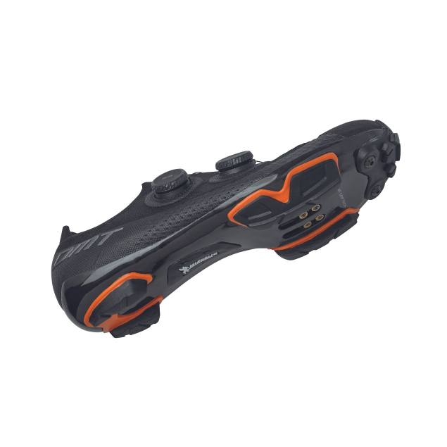 DMT KM0 CORAL/BLACK 2024