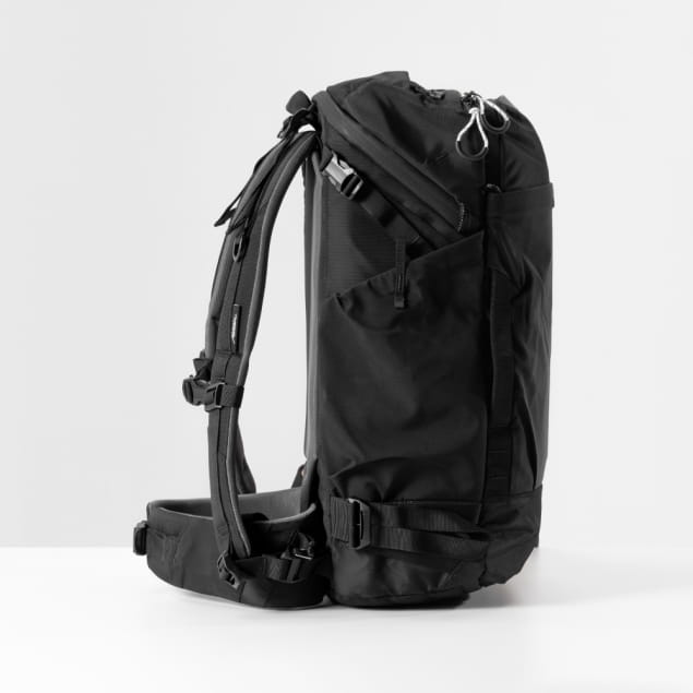 GlobeRider 35L Travel Backpack Black