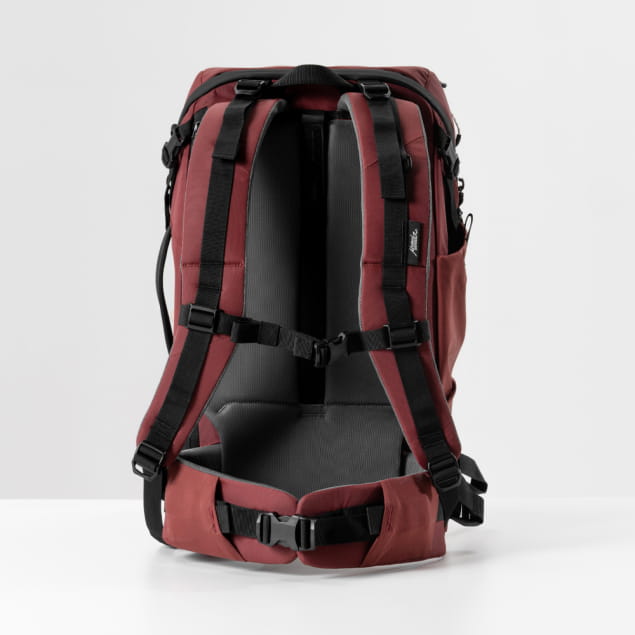GlobeRider 35L Travel Backpack Garnet