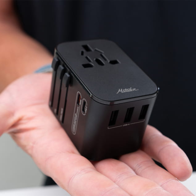 Global Travel Adapter Black