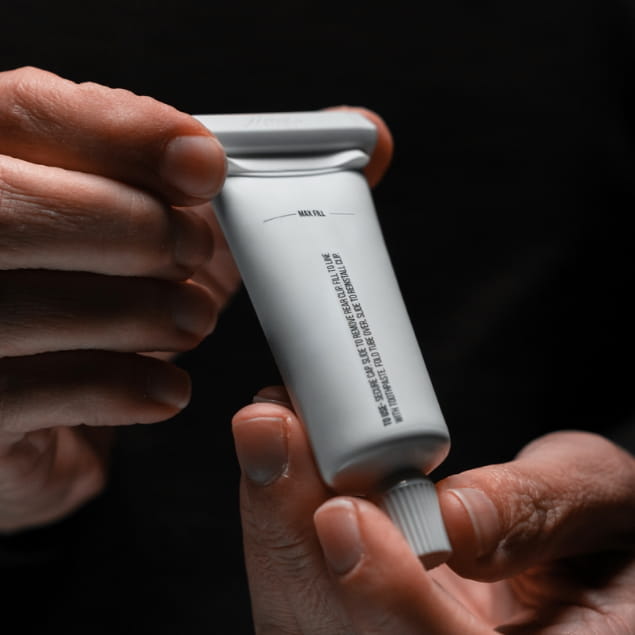 Refillable Toothpaste Tubes Pack x2 22/35ml Black and White